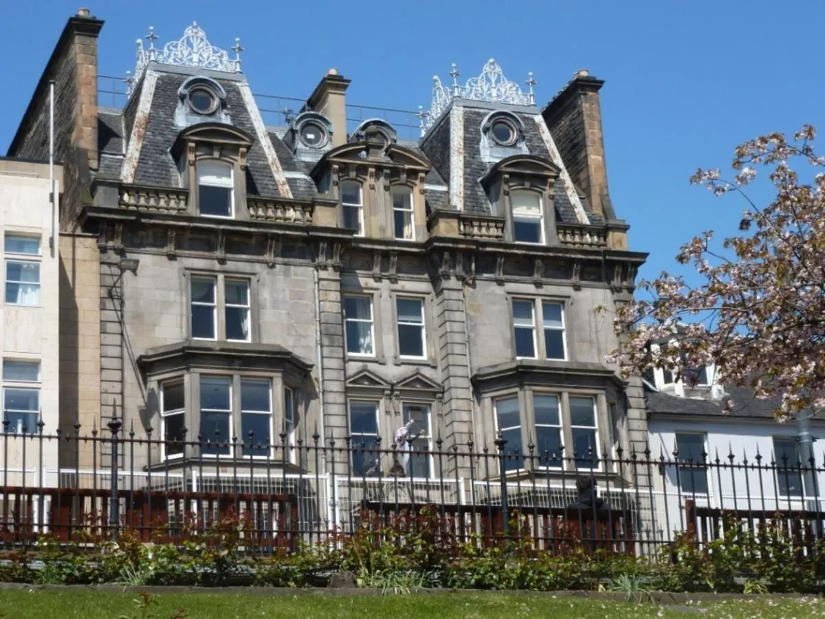 Image 2 of 100 Princes Street