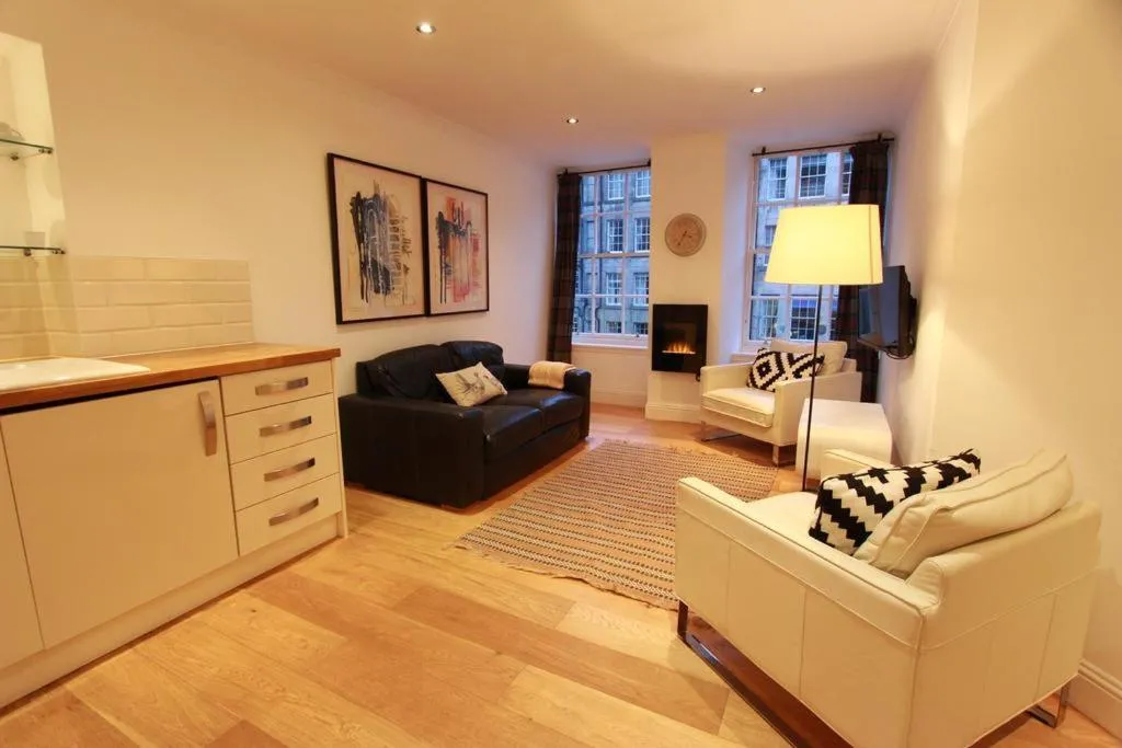 Image of 3 New Assembly Close – Royal Mile