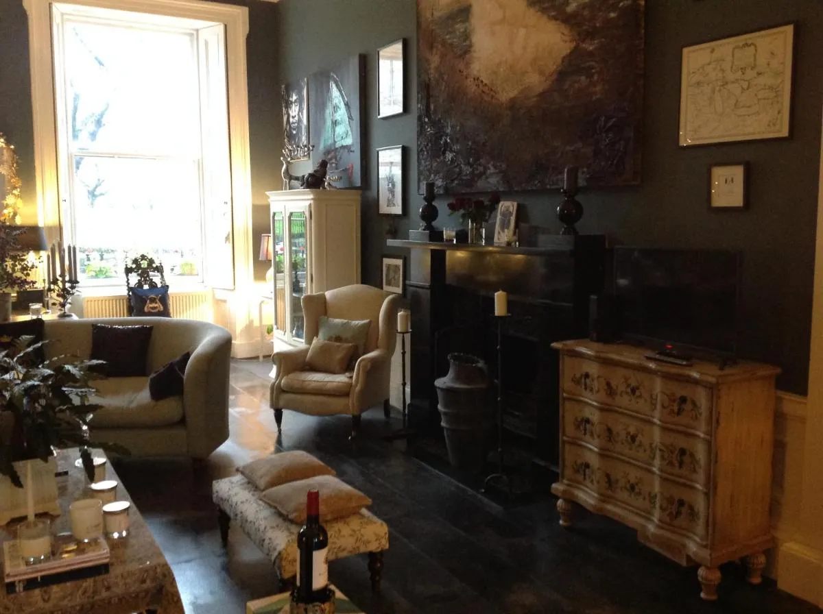 Image 4 of A Room in the City – West