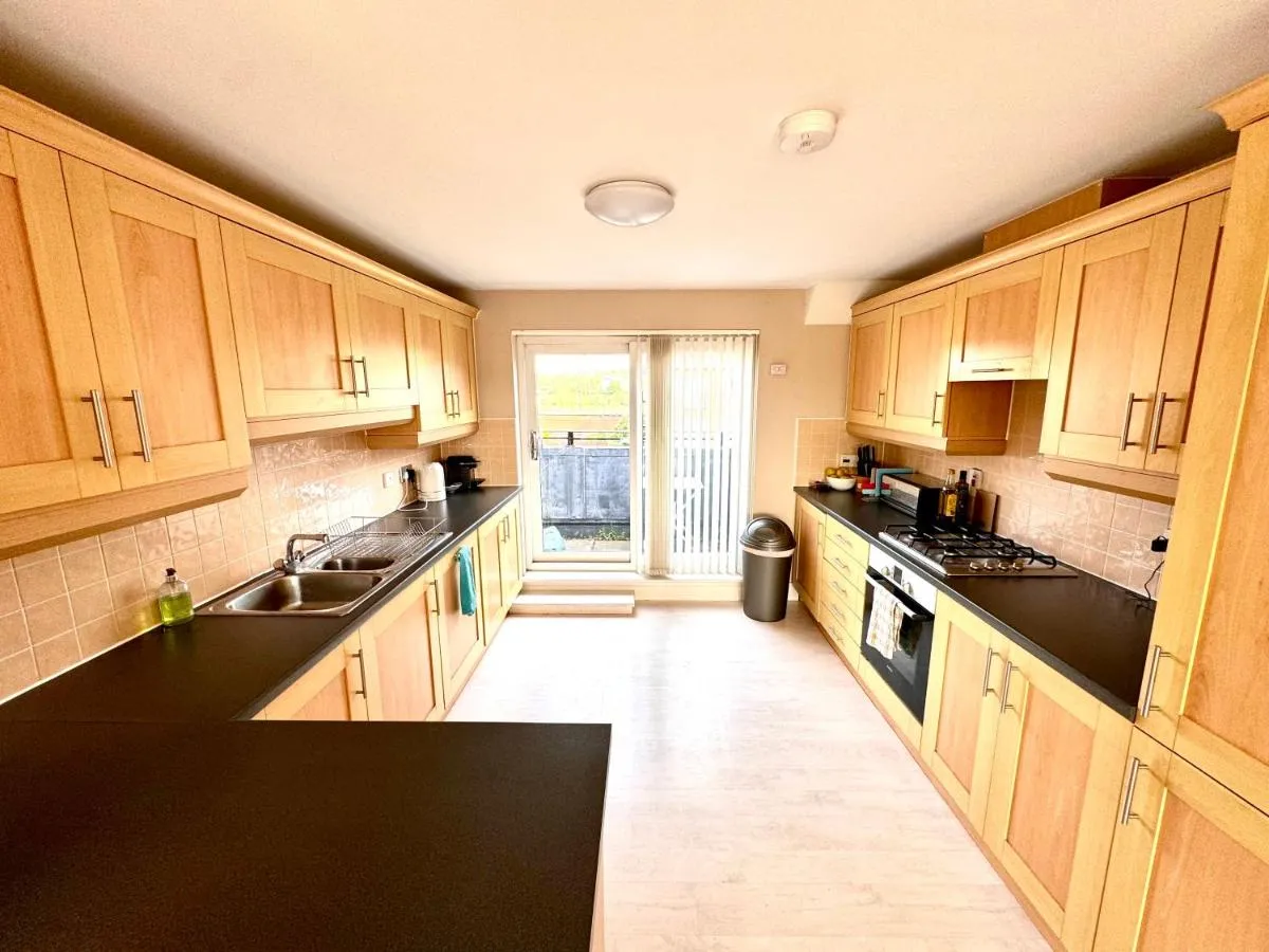 Image 3 of Appins Penthouse Edinburgh Luxury Apartment – Fast Wifi & Free Parking