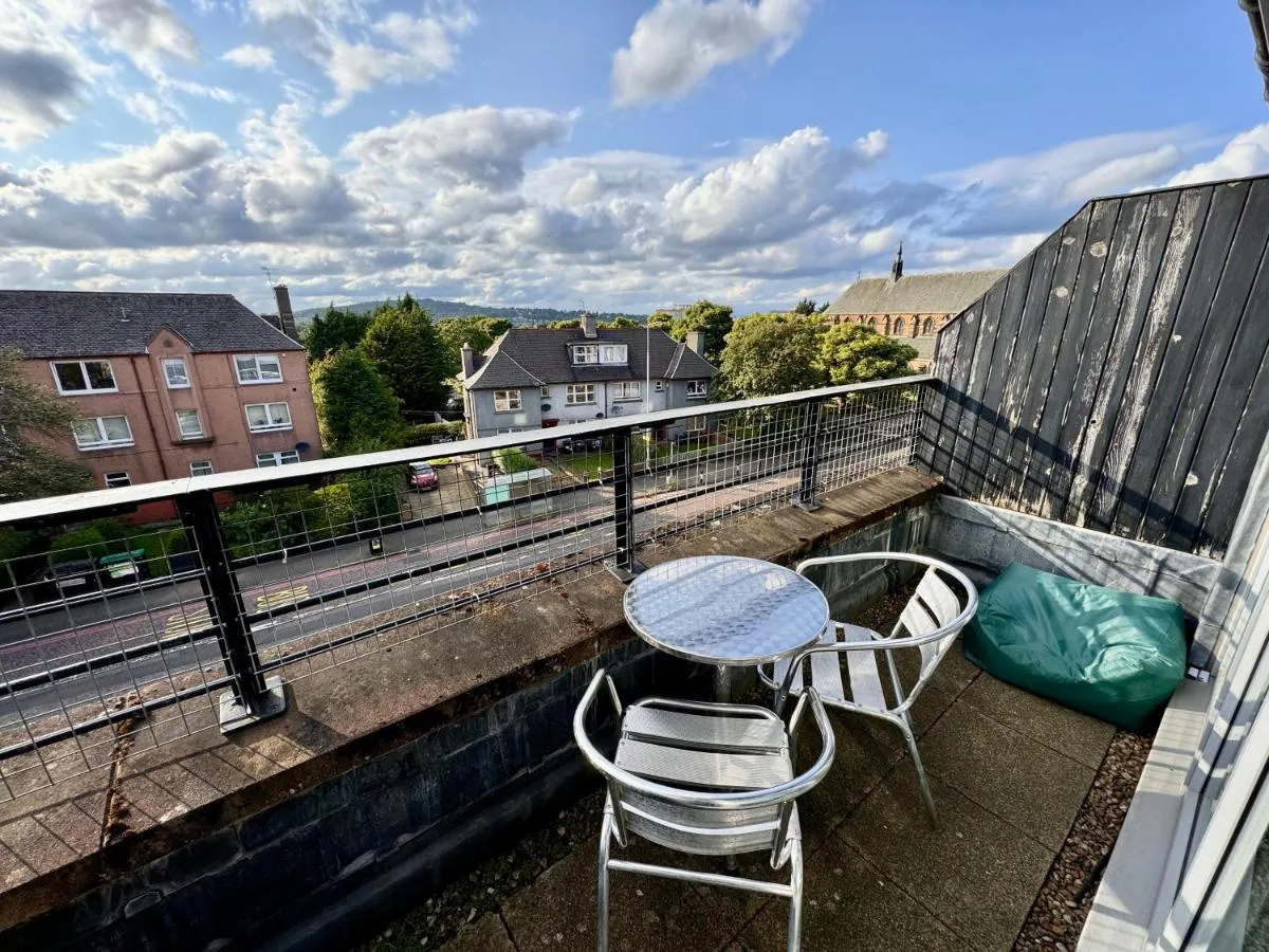 Image 5 of Appins Penthouse Edinburgh Luxury Apartment – Fast Wifi & Free Parking