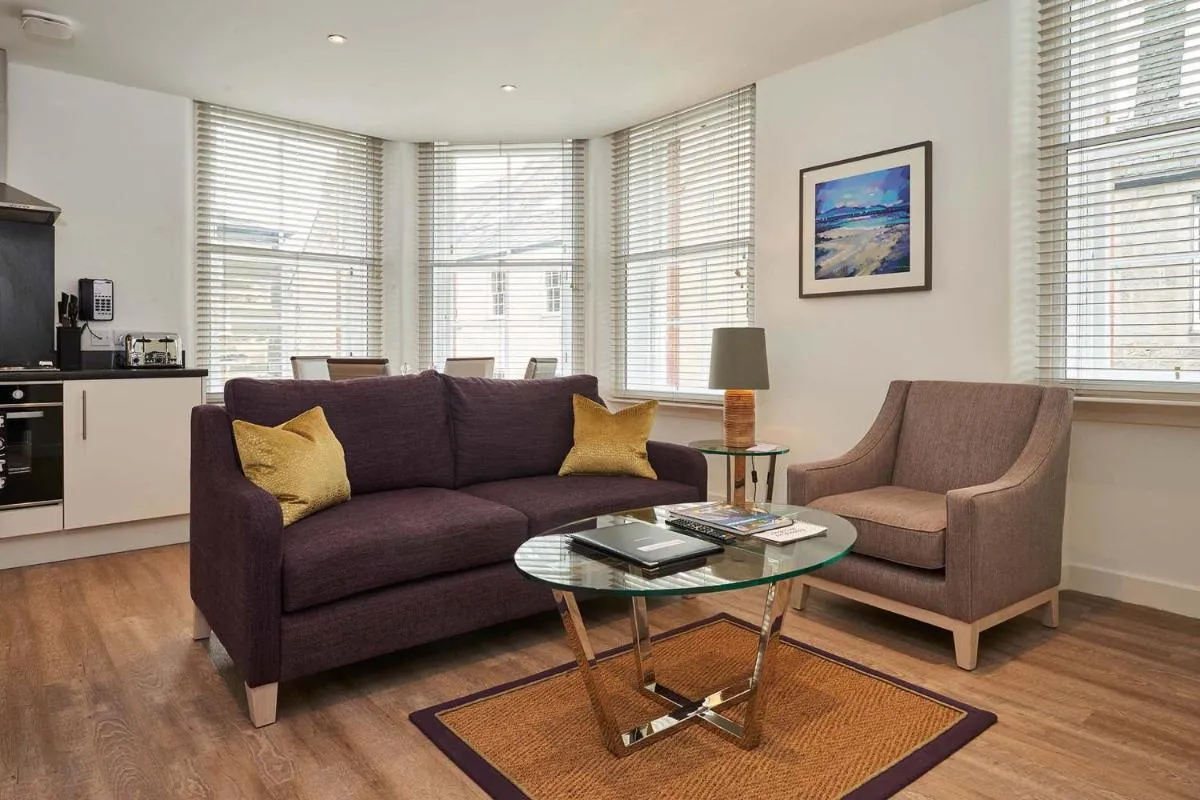 Image 2 of Braid Apartments by Mansley