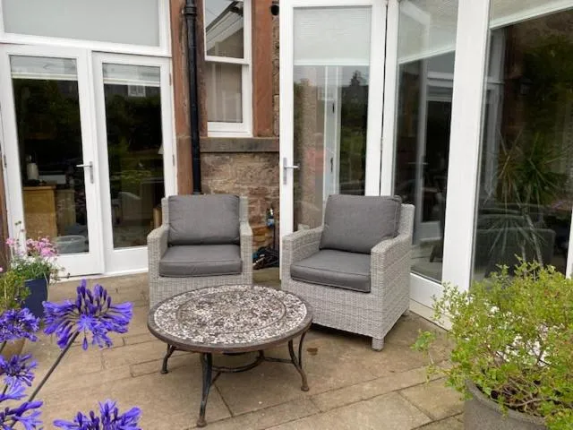 Image 5 of Braid Rd Stunning Villa