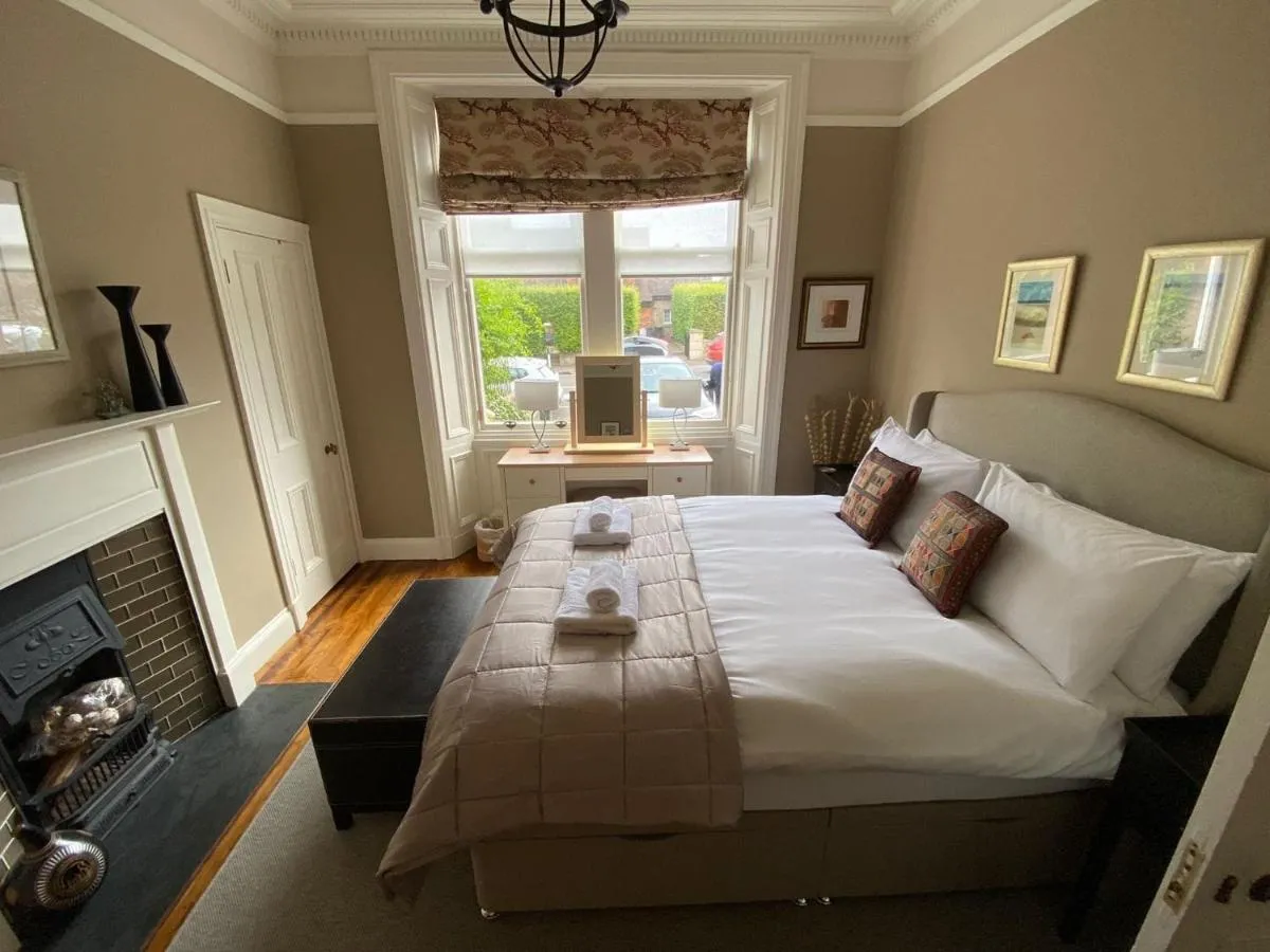 Image 6 of Braid Rd Stunning Villa