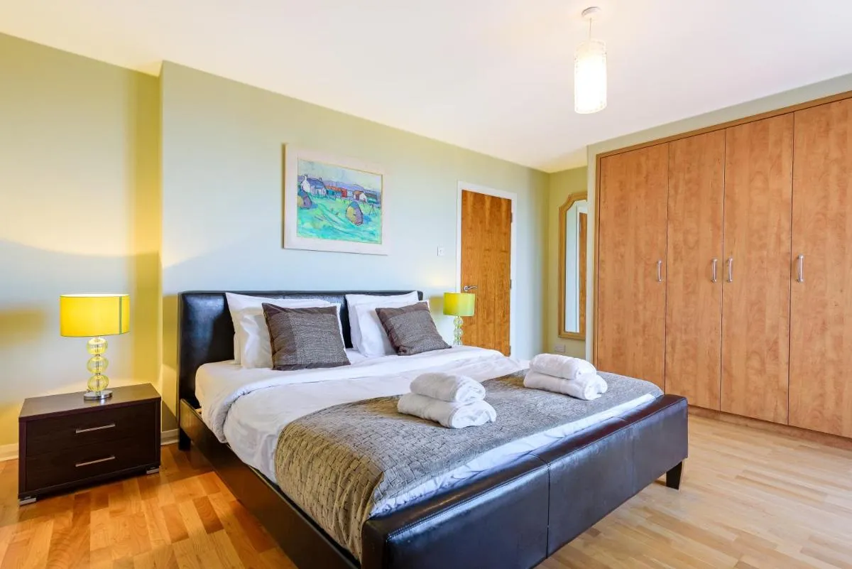 Image 5 of Britannia Penthouse