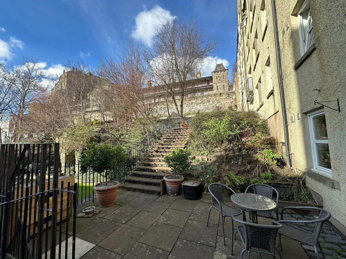 Image 5 of Castle Wynd Old Town
