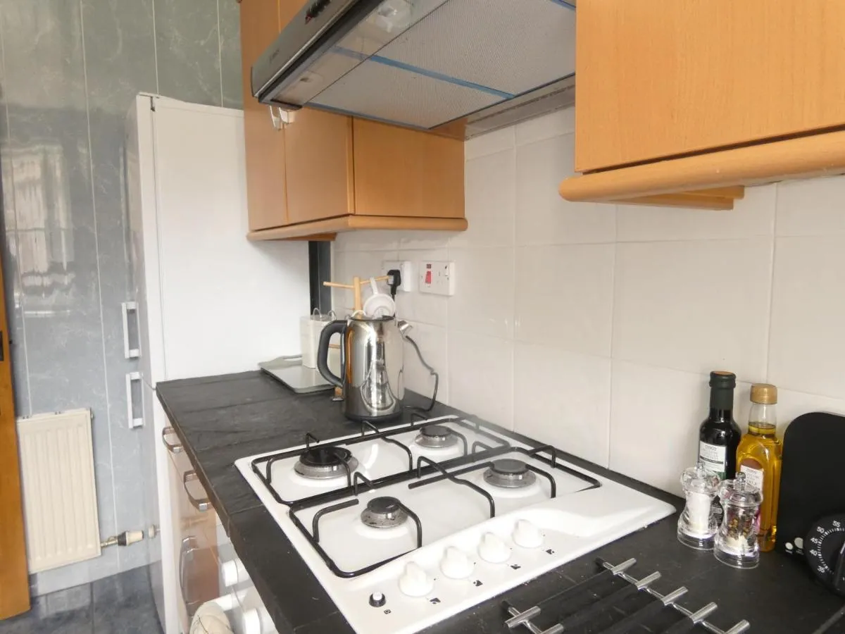 Image 6 of Central 2-bed flat in Edinburgh