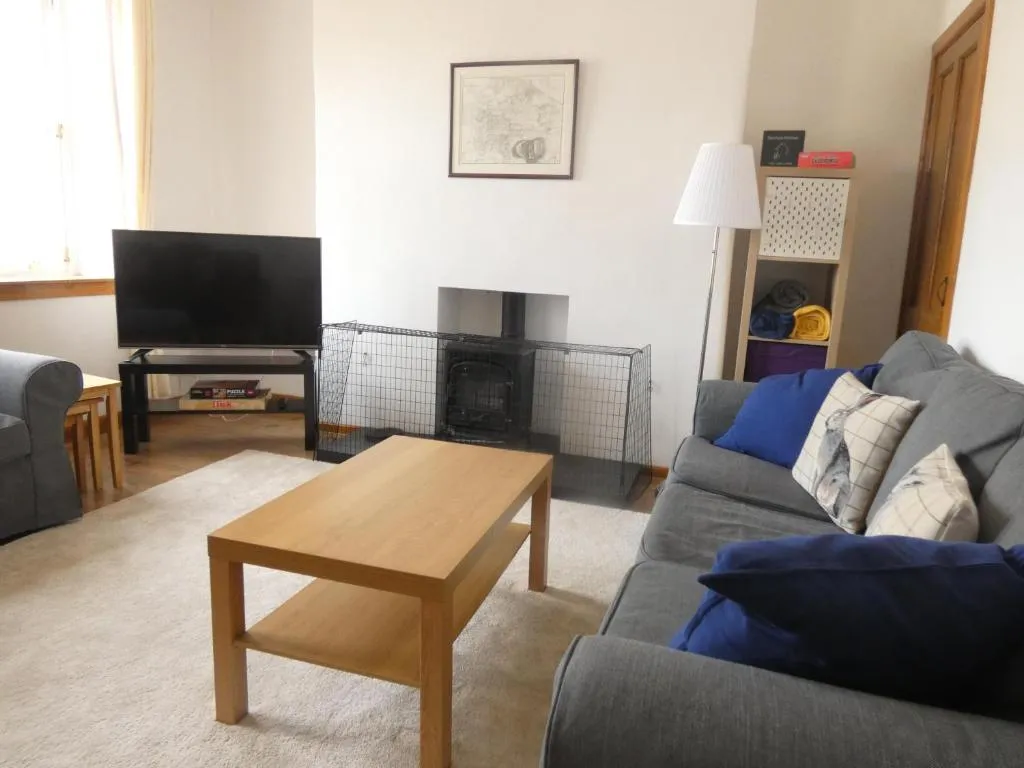 Image of Central 2-bed flat in Edinburgh