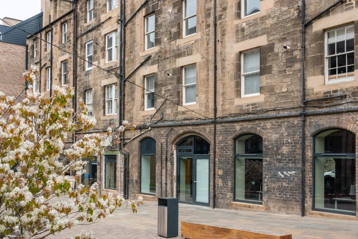 Image 5 of Charming Grassmarket 1 Bed Castle pad