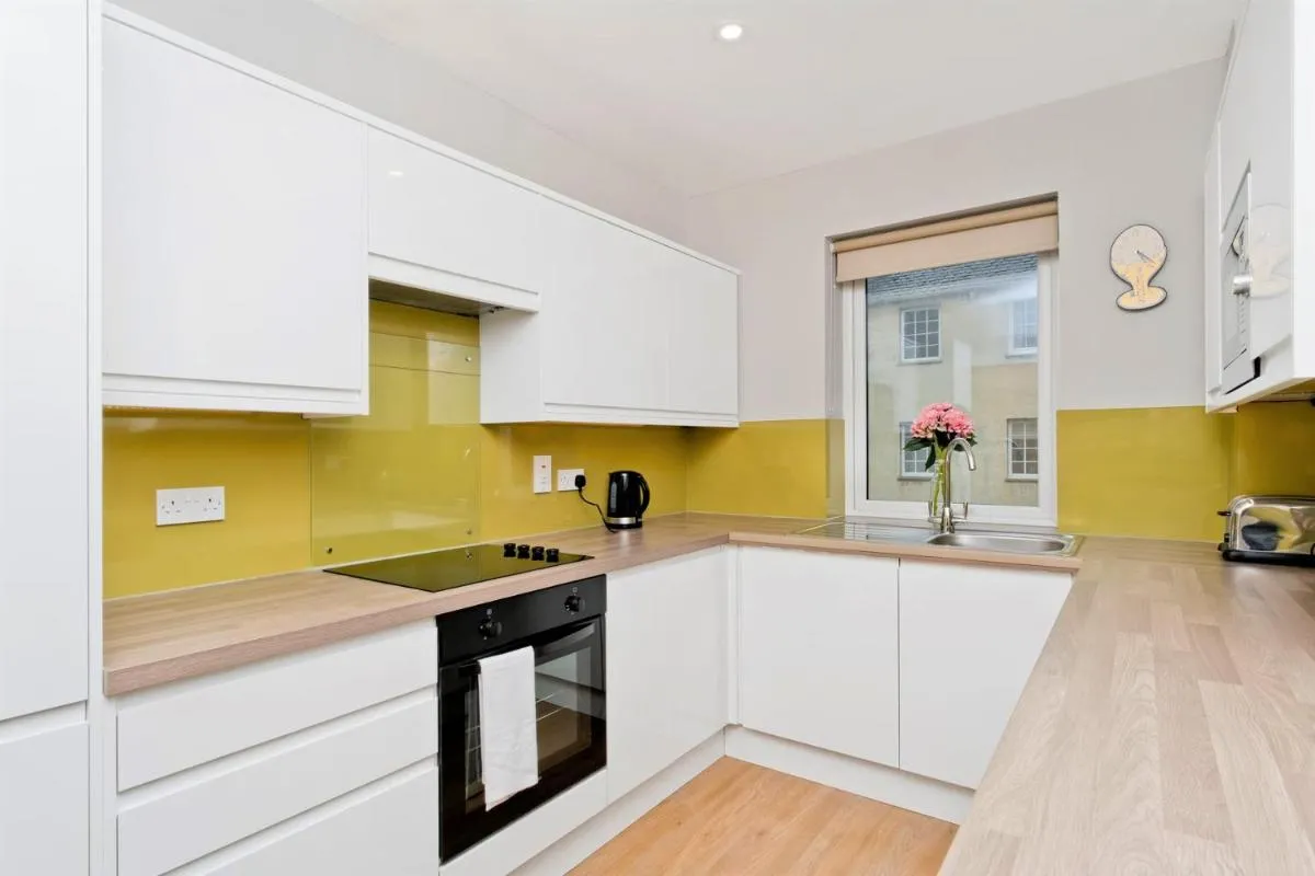 Image 4 of Charming Old Town 2 Bed Apt, 2mins from Royal Mile