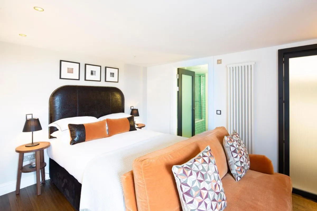 Image 4 of Cheval The Edinburgh Grand