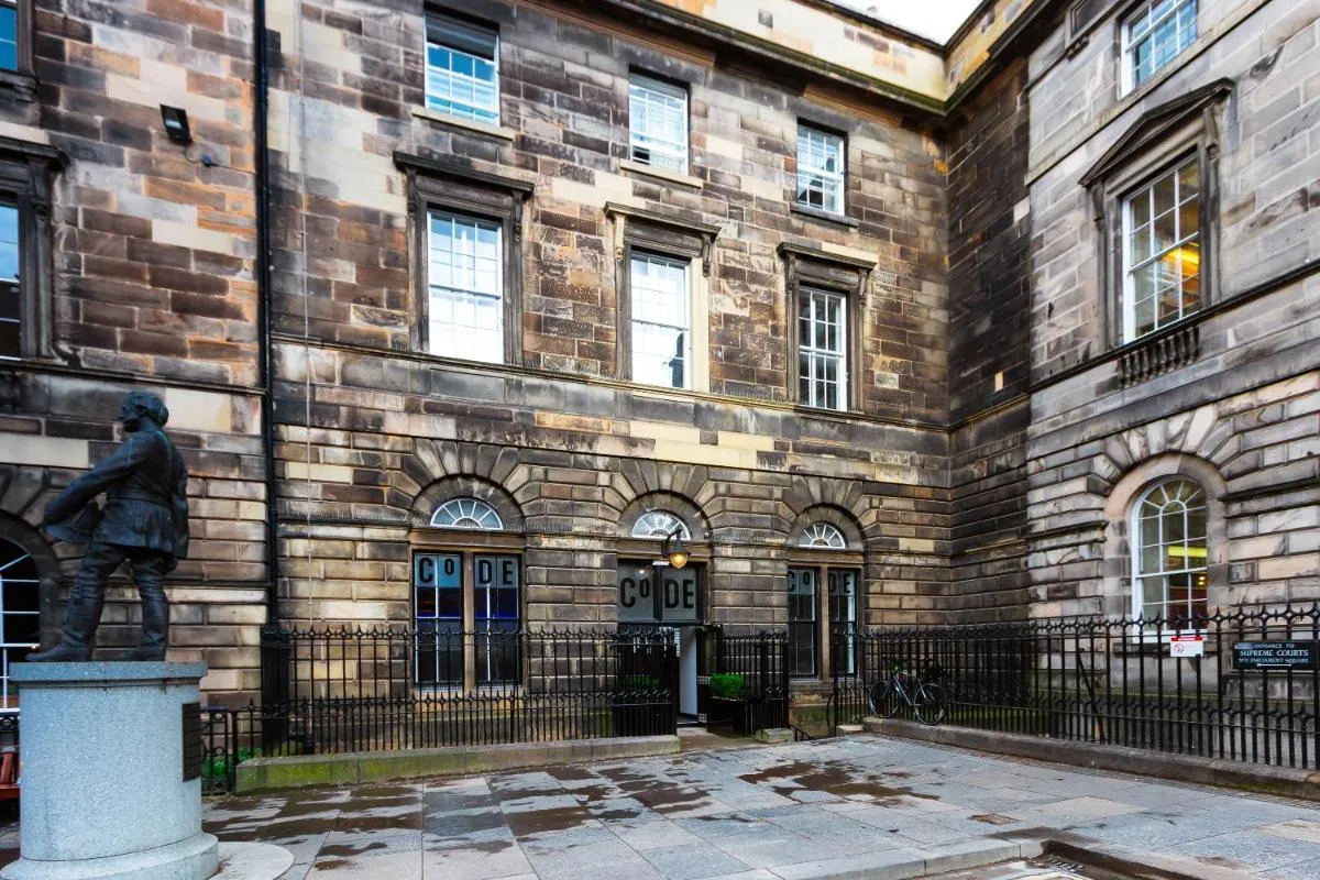 Image 5 of CoDE Pod – The CoURT – Edinburgh