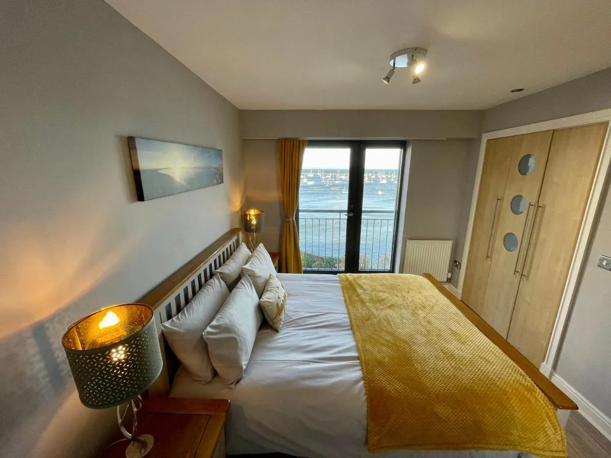 Image 1 of Corinthian Quay Apartment