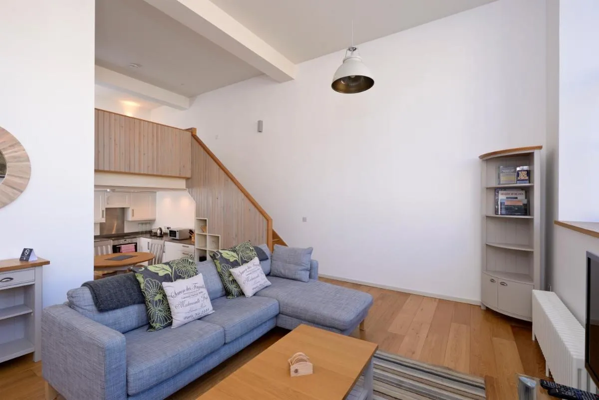 Image 3 of Destiny Scotland – Broughton St Lofts