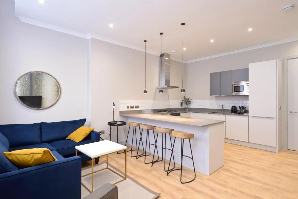 Image 3 of Destiny Scotland Charlotte Square Apartments