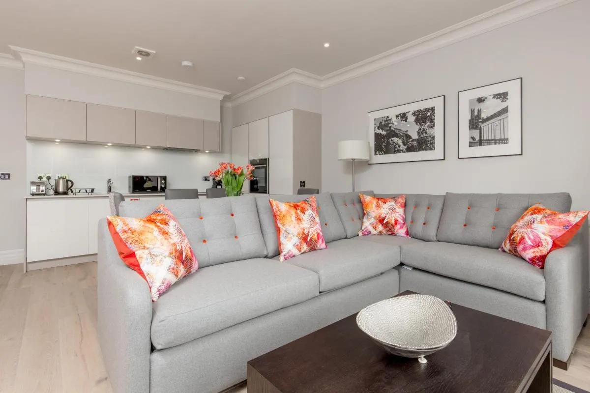 Image 3 of Destiny Scotland – Chisholm Hunter Suites
