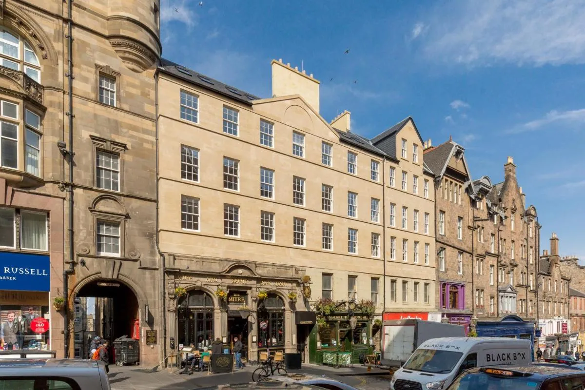 Image 2 of Destiny Scotland – Royal Mile Residence