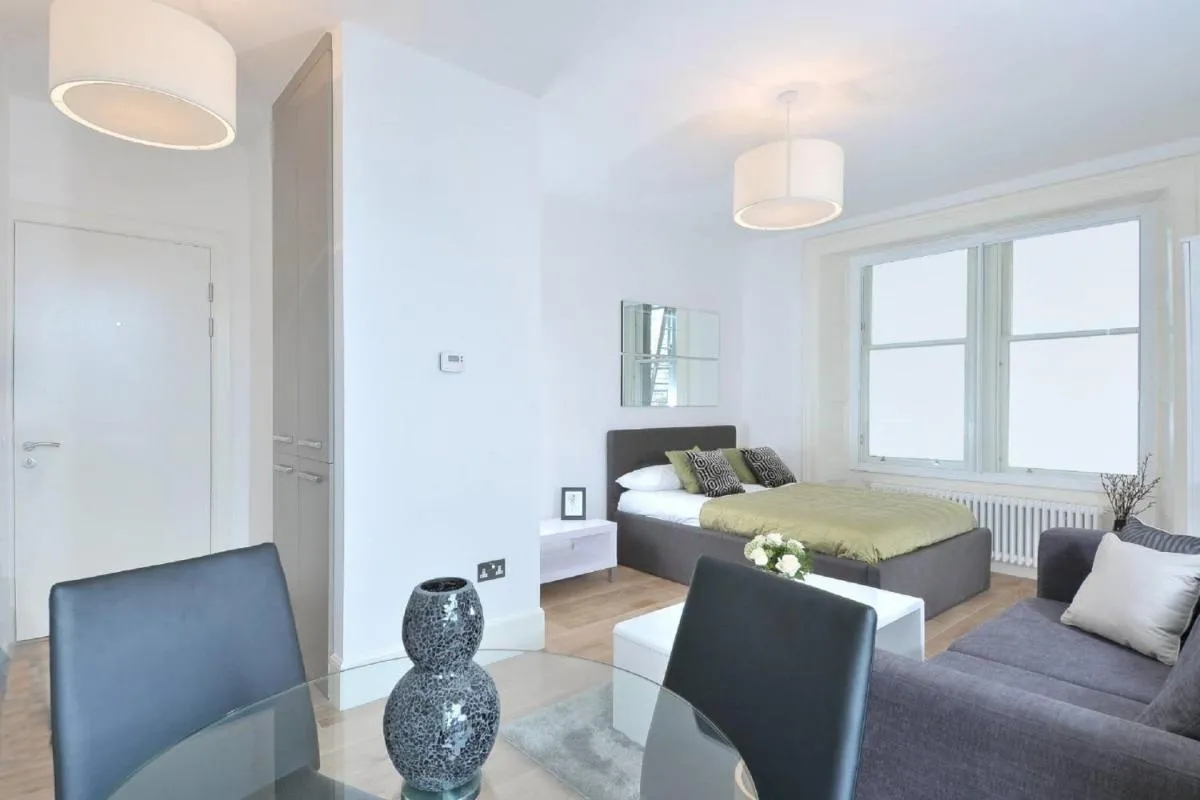 Image 4 of Destiny Scotland – St Andrew Square Apartments