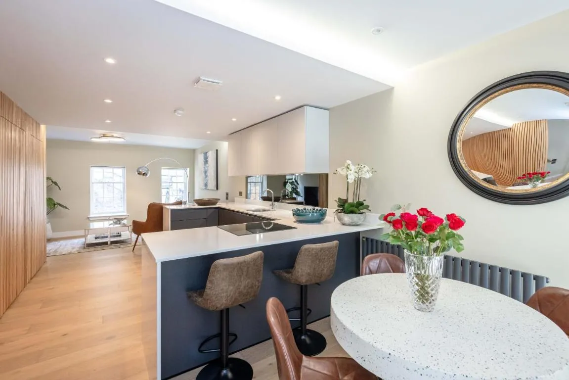 Image of Dragon Suites – City Centre 2 Bed Luxury Mews House