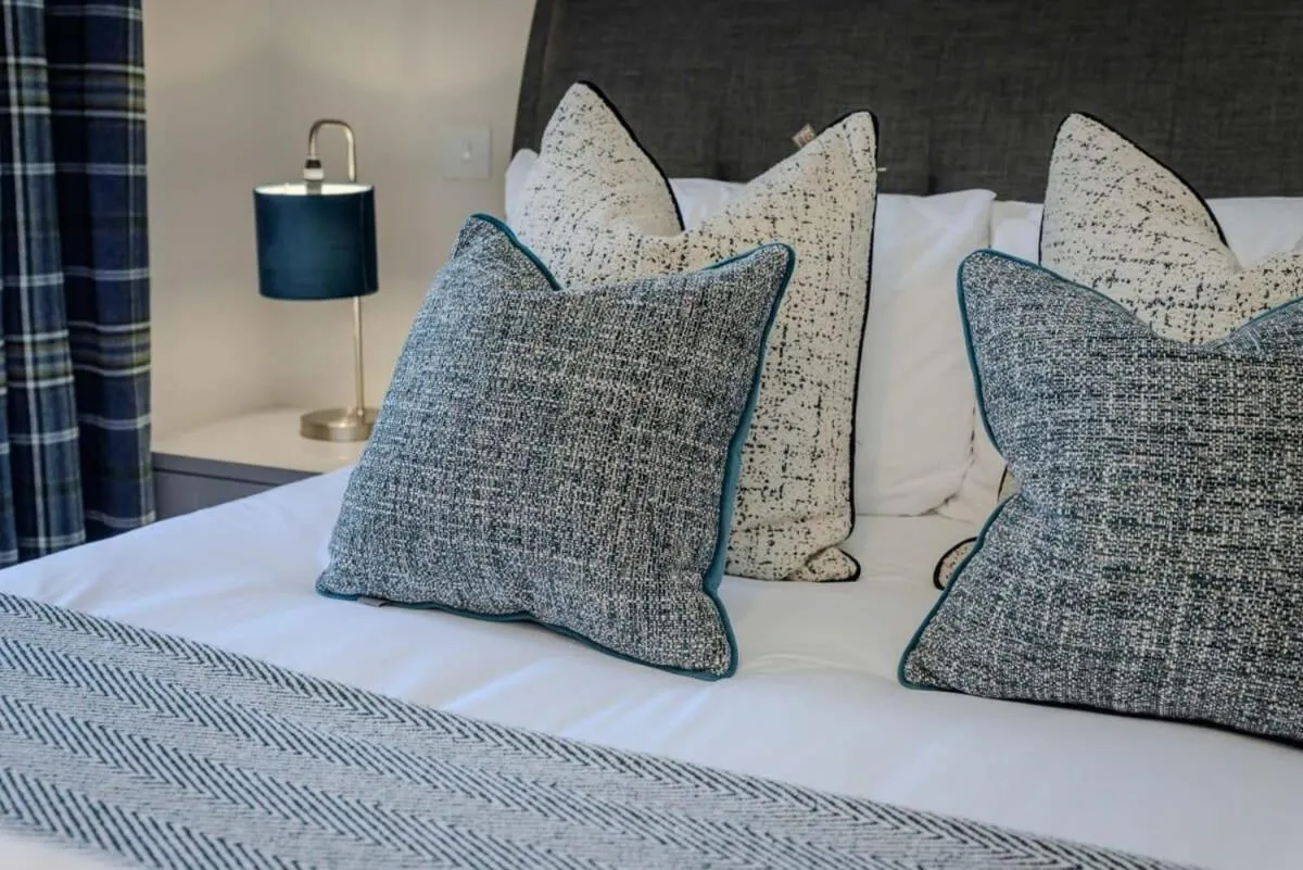Image 4 of Dragon Suites – Edinburgh City Centre 2 Bed Apartment