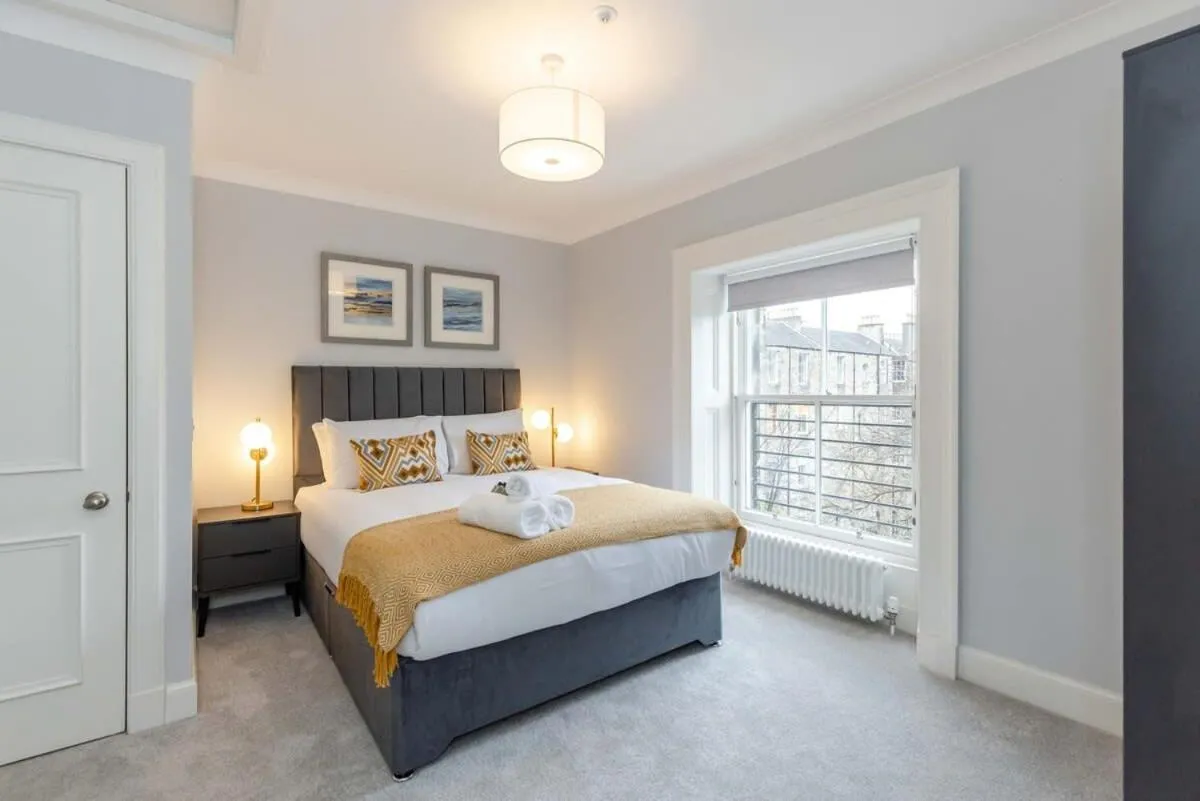 Image 1 of Dragon Suites – Ladon Suite – 2 bed city centre luxury apartment