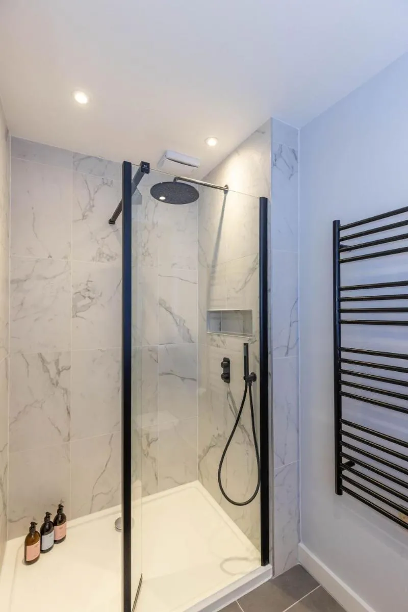 Image 6 of Dragon Suites – Ladon Suite – 2 bed city centre luxury apartment
