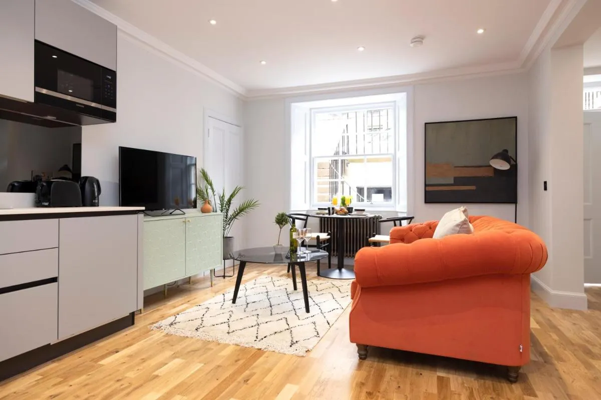 Image 2 of Dragon Suites Luxury Serviced Apartments at Alva Street