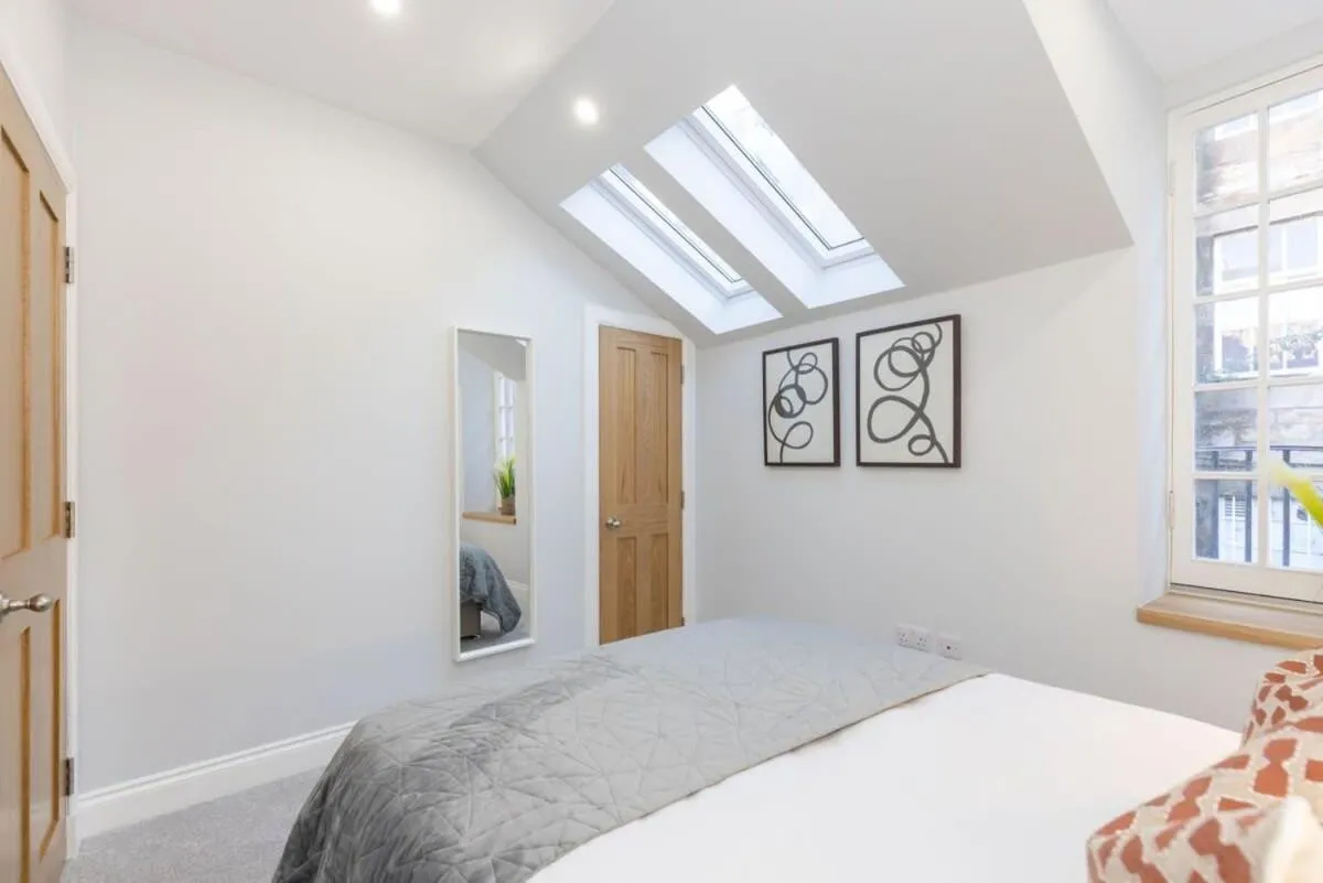 Image 1 of Dragon Suites – Yukina Suite – 2 bed city centre house with garden
