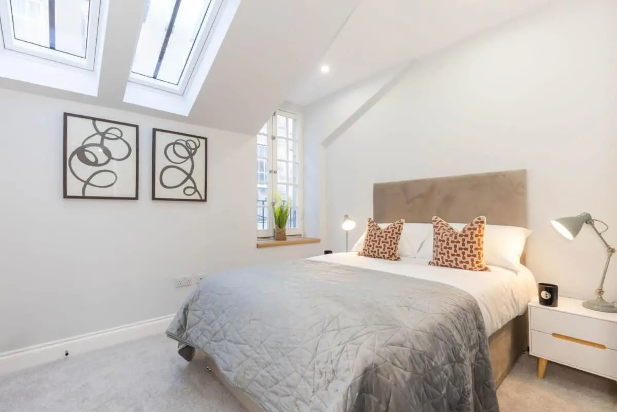 Image 5 of Dragon Suites – Yukina Suite – 2 bed city centre house with garden