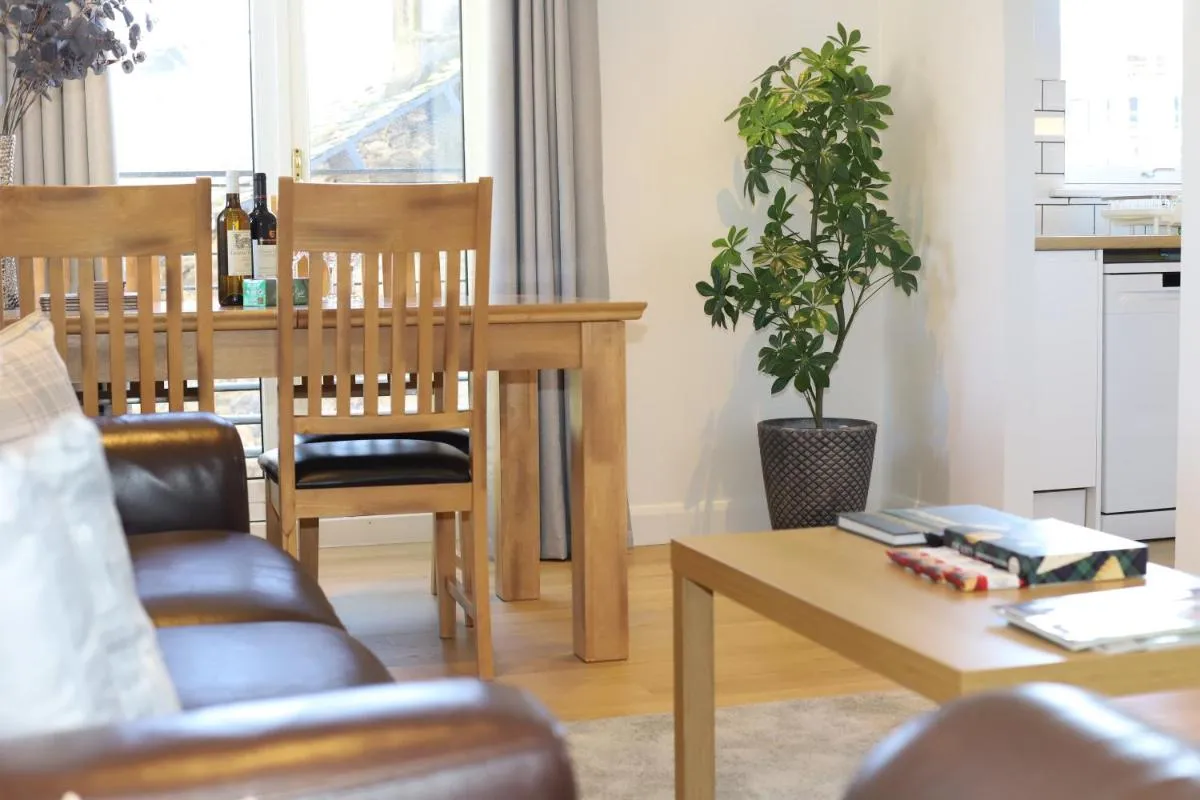 Image 6 of Edinburgh Aparthotel