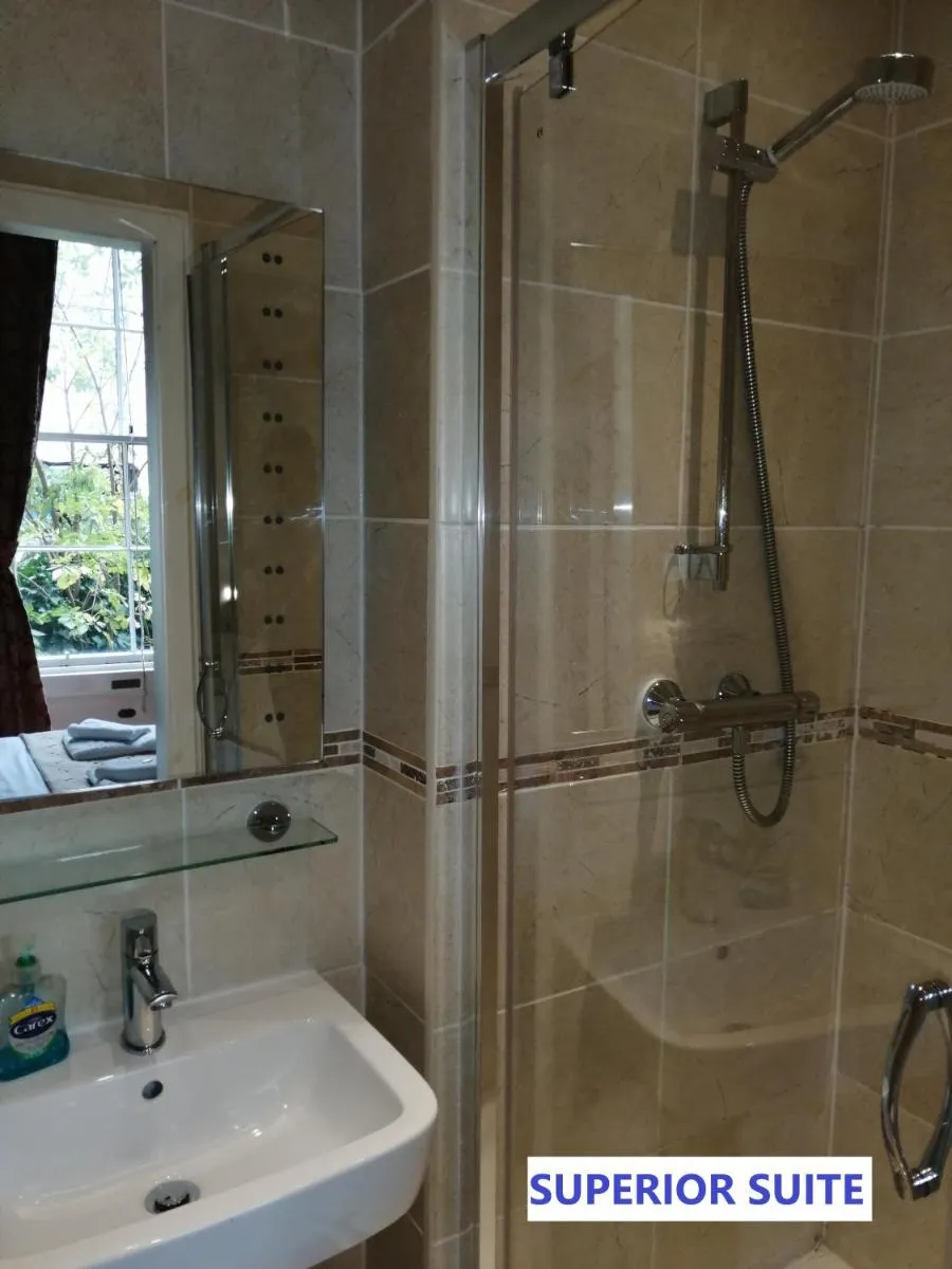 Image 4 of Edinburgh City Suites