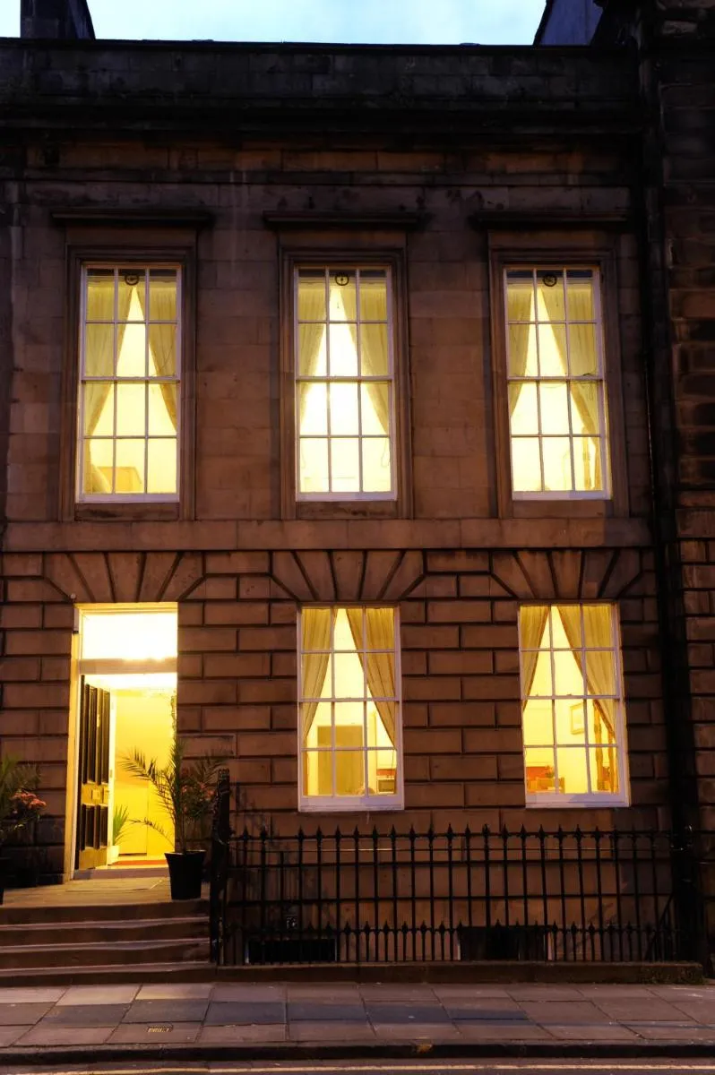 Image 5 of Edinburgh City Suites