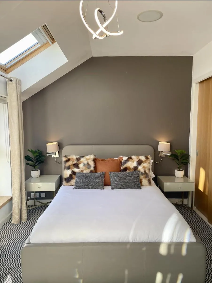 Image 6 of Edinburgh Penthouse 101