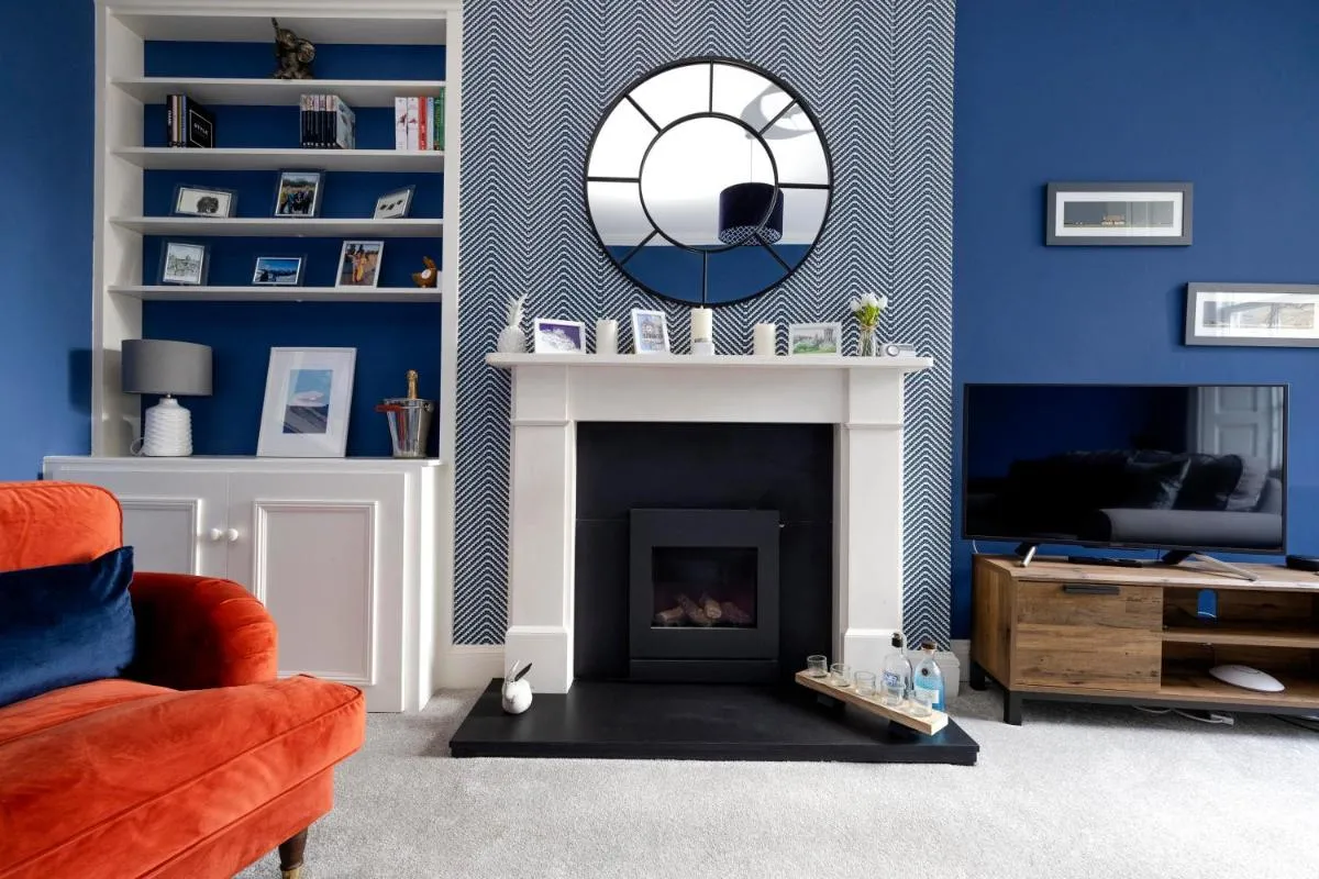 Image 4 of Elegant 2-bedroom Apartment in Edinburgh City Centre