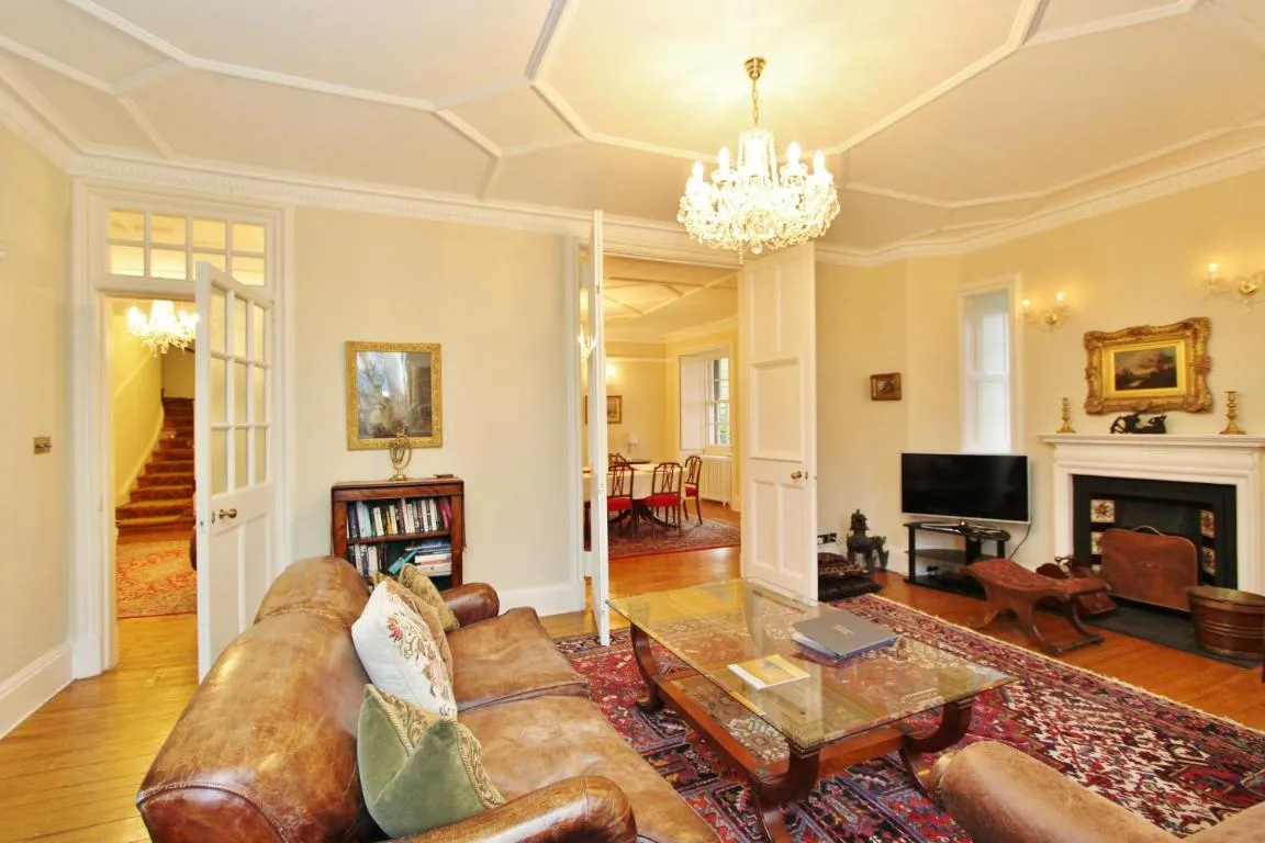 Image of Elegant 3-Bedroom Ramsay Garden Apartment in Edinburgh City Centre