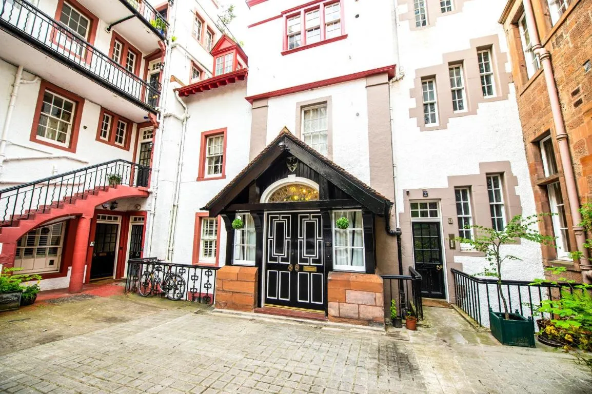 Image of Famous House, 1 minute From Edinburgh Castle