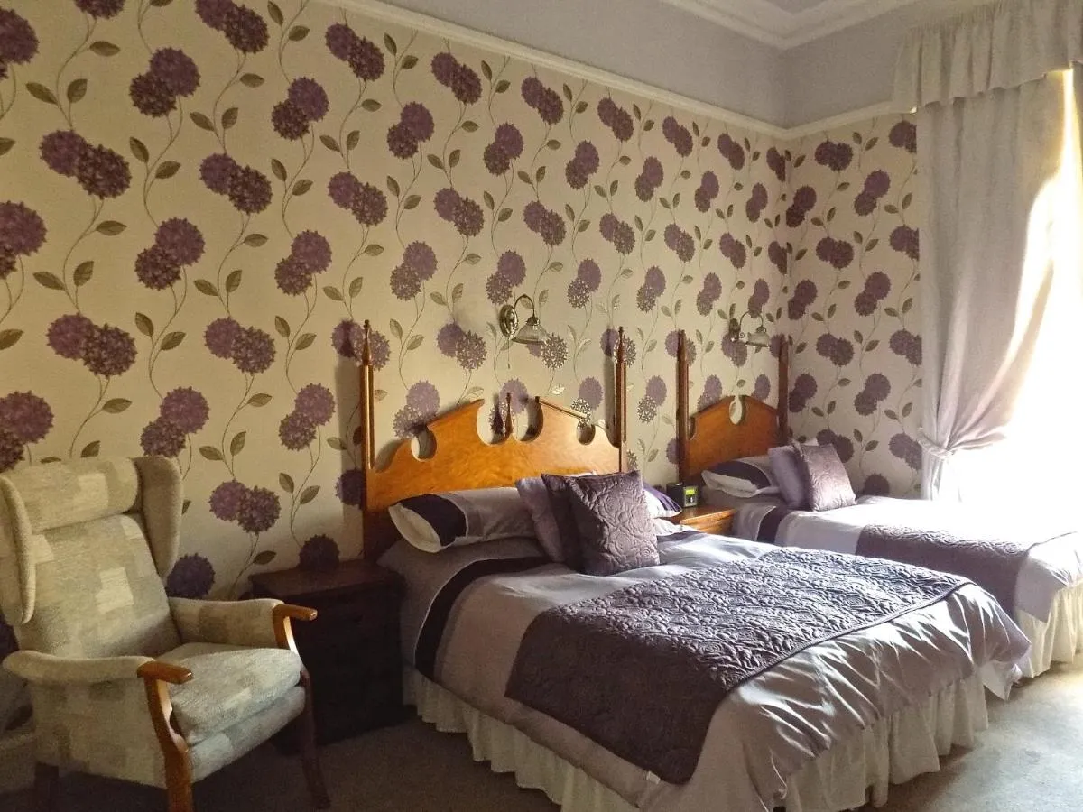 Image 4 of Gifford House