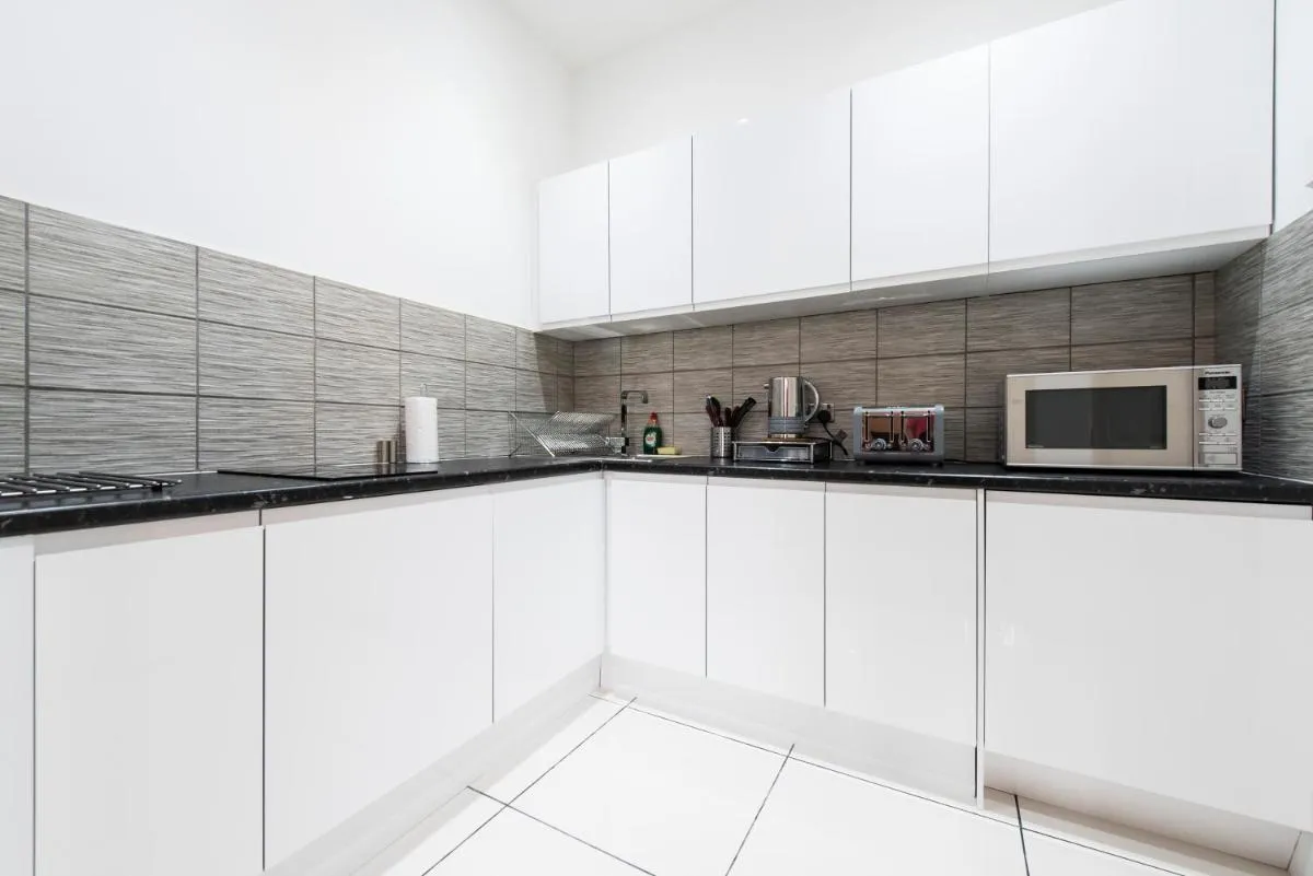 Image 1 of Grosvenor Suites