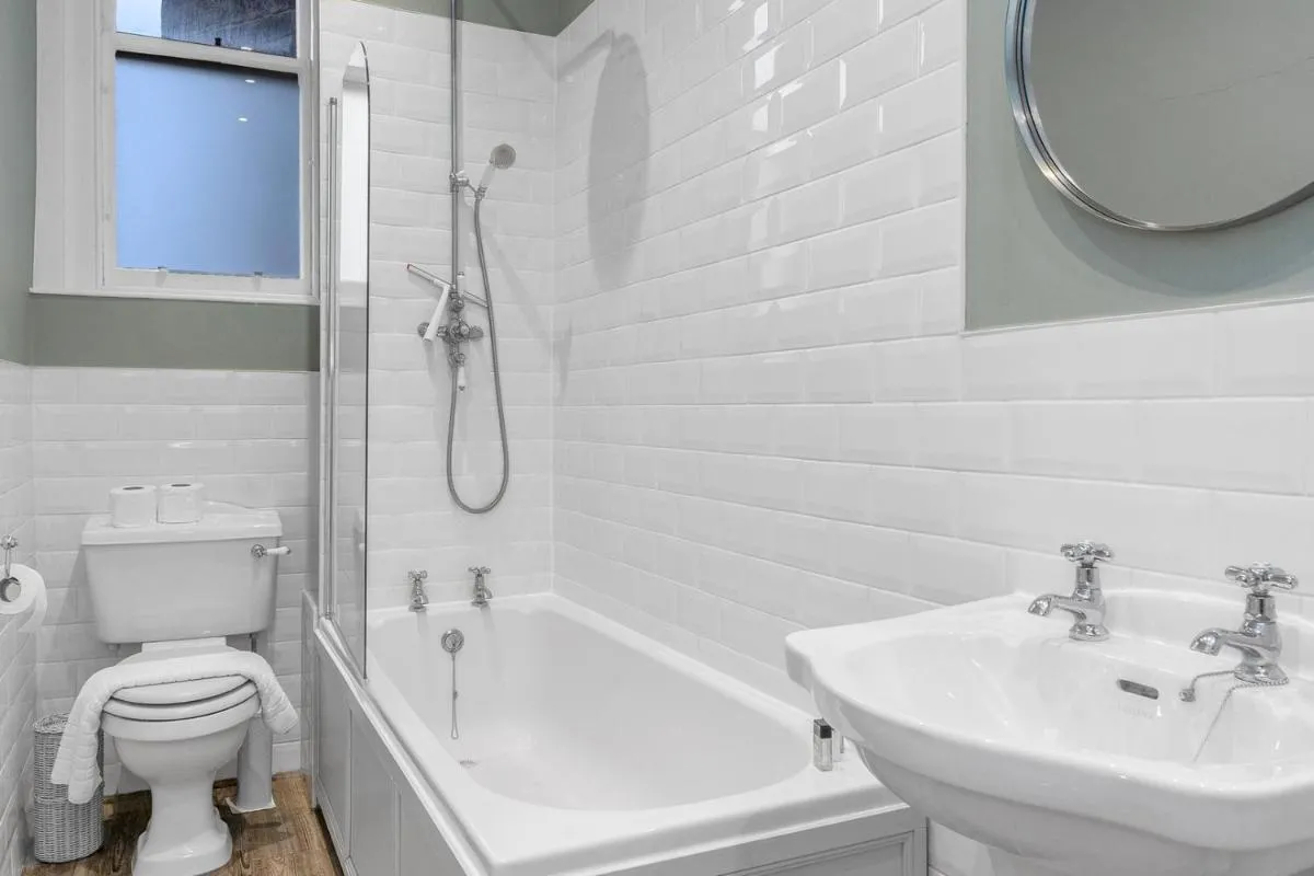 Image 3 of GuestReady – Serenity Flat near St. James Centre