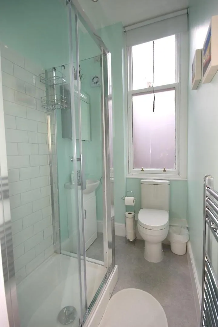 Image 3 of Hamish’s Hame Edinburgh Licence No EH 69774 P