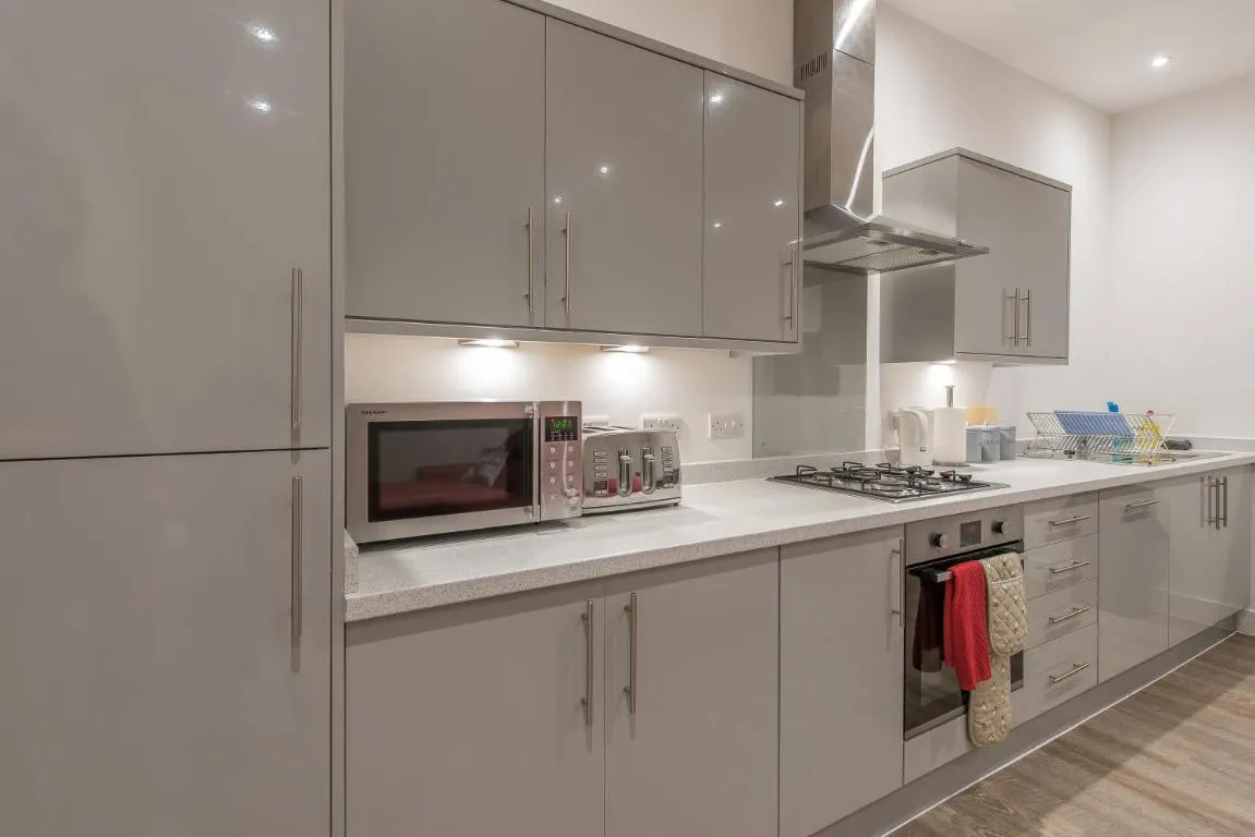 Image of Haymarket Spacious 3 Bedroom Street Level