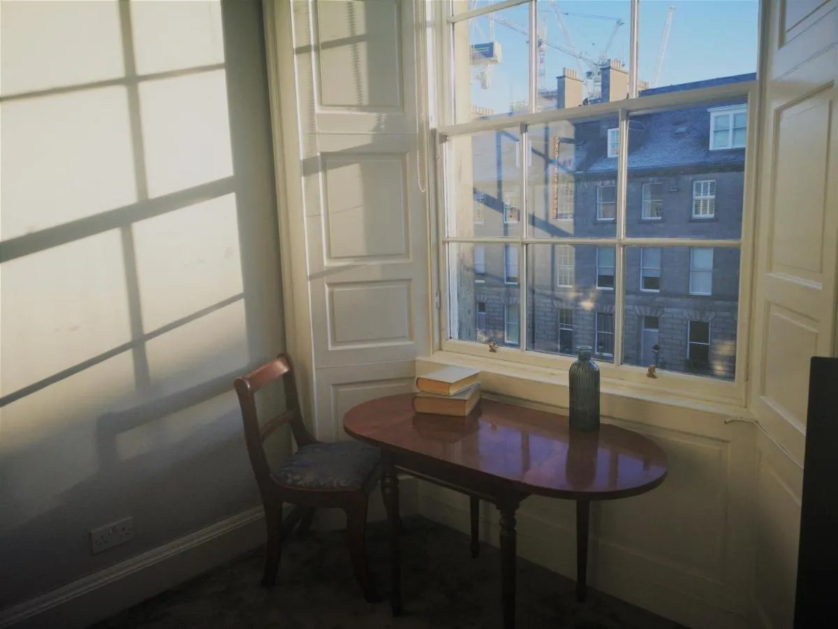 Image 3 of Heritage City – Central York Place Apt