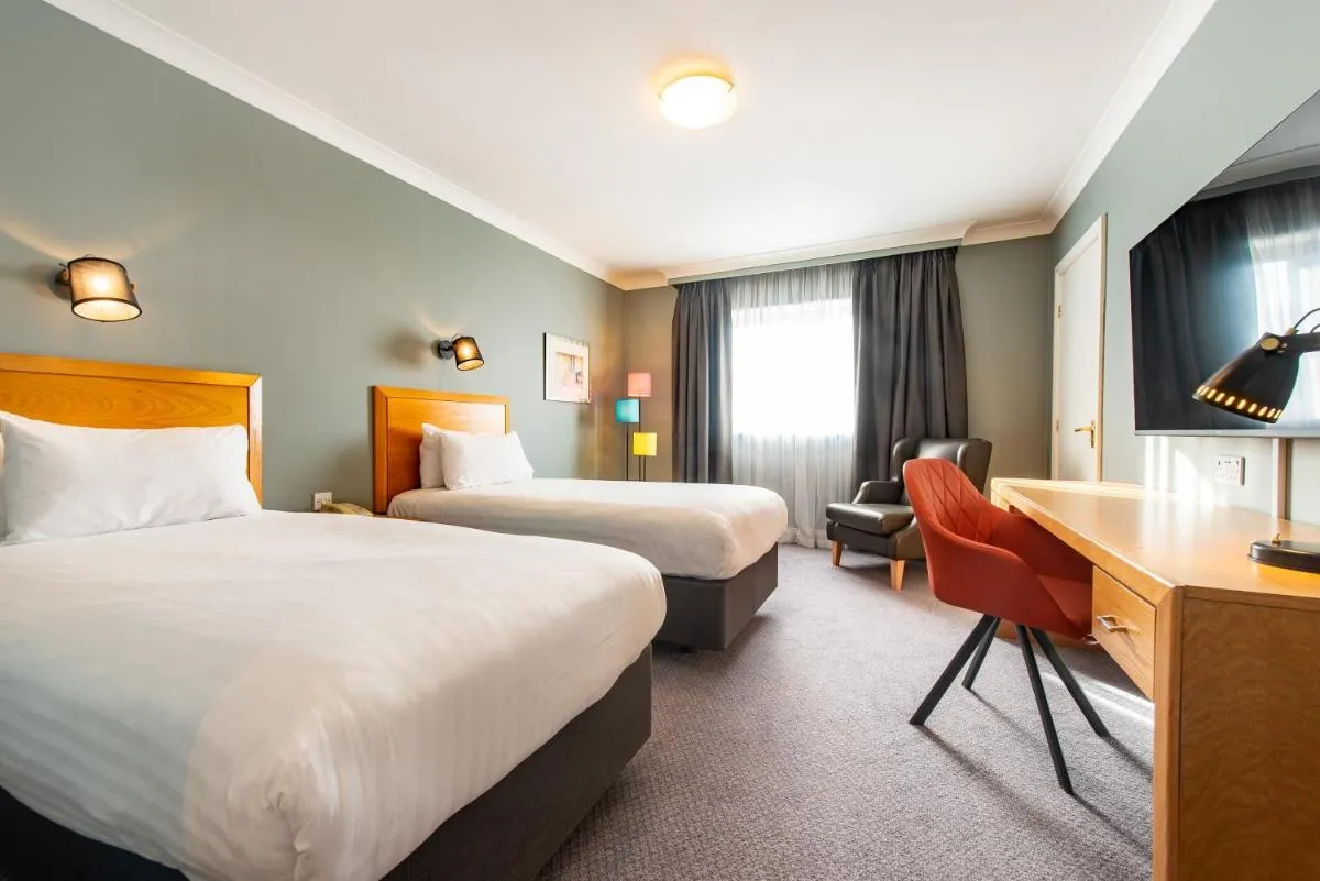 Image 6 of Holiday Inn Edinburgh Zoo, an IHG Hotel