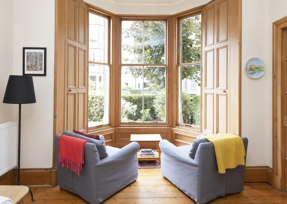 Image 1 of JOIVY 3-bed Meadows flat near Castle