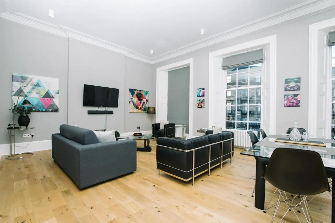 Image of JOIVY Bold and Spacious 1bed home, near Haymarket train station