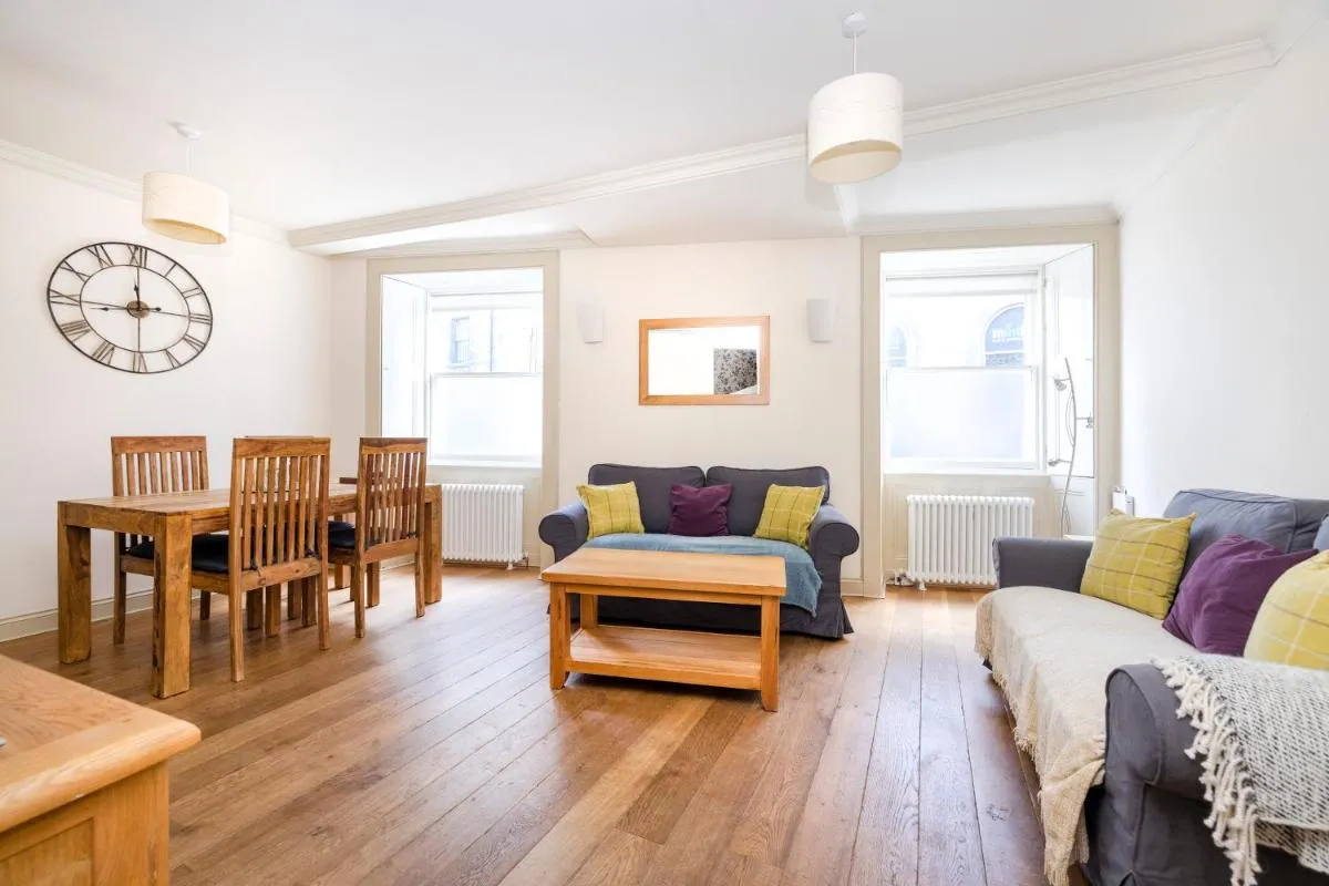 Image 5 of JOIVY Charming 2-bed house with Courtyard