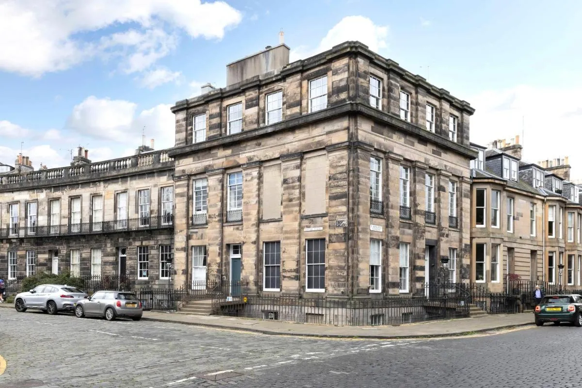 Image 5 of JOIVY Chic apt near Stockbridge Market