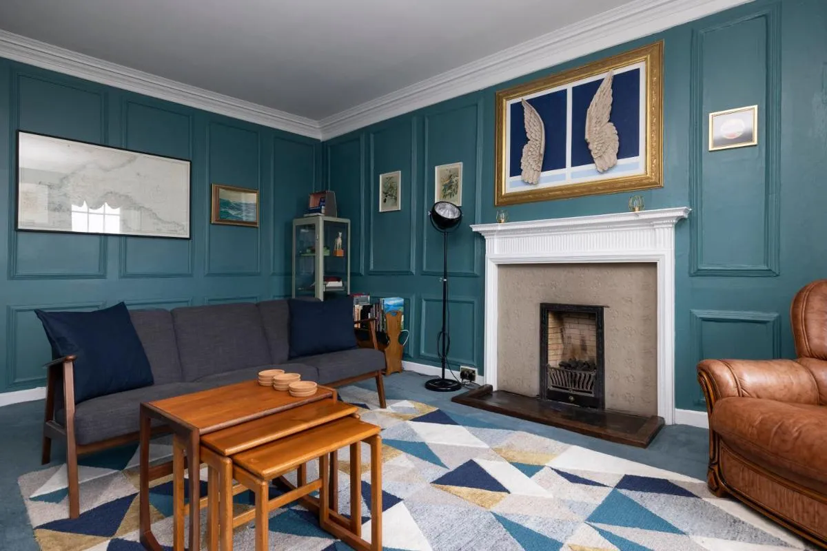Image 1 of JOIVY Eclectic & Design Led 3BR apt near Edinburgh Castle