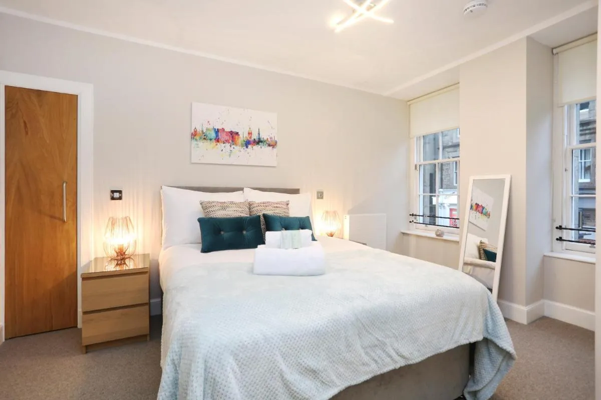 Image 1 of JOIVY Elegant 2BR Home at The Heart of the Royal Mile
