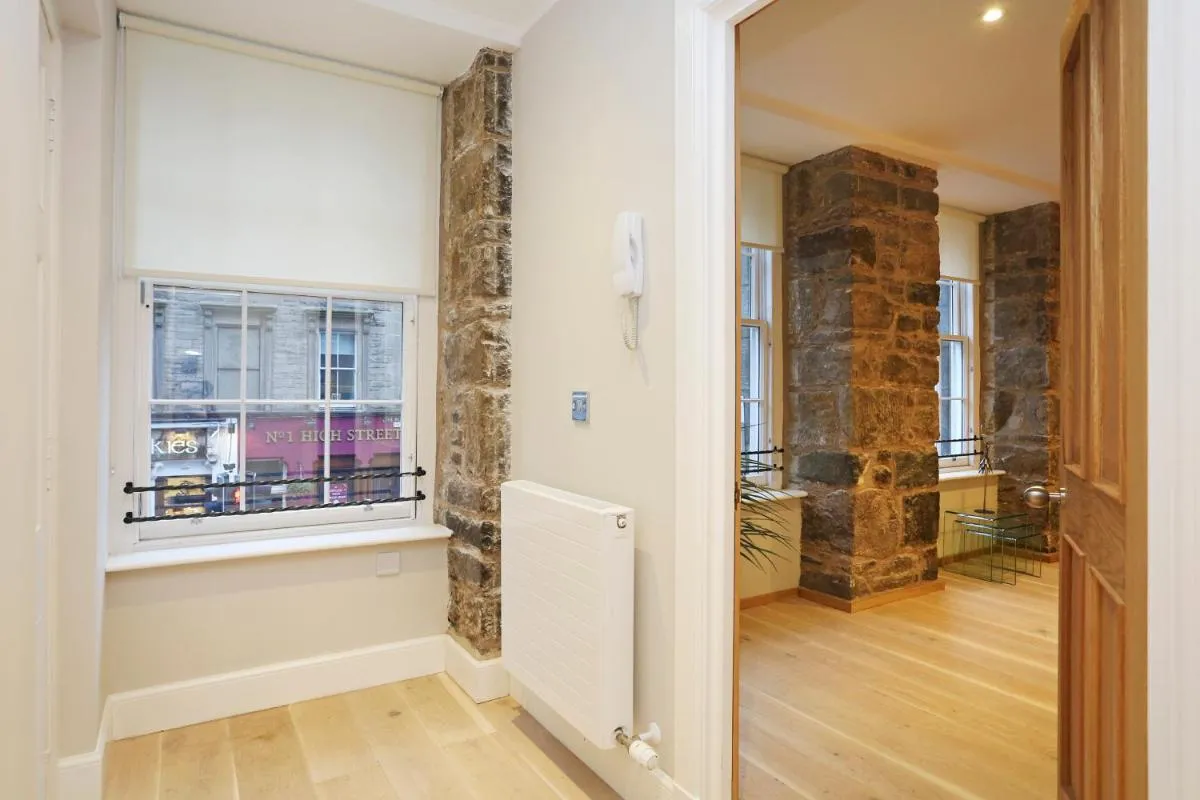 Image 2 of JOIVY Elegant 2BR Home at The Heart of the Royal Mile